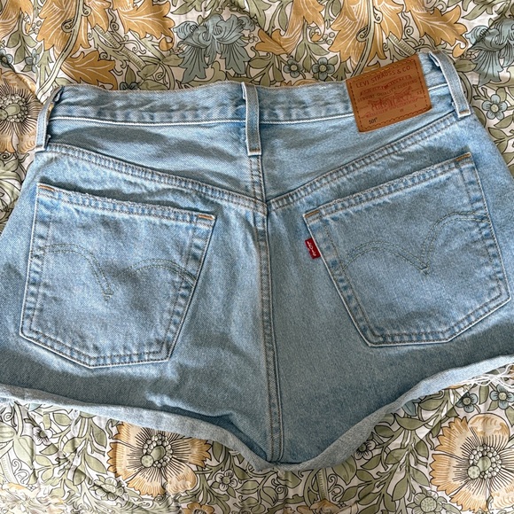 LEVI'S 501 Original Denim Cutoff Shorts Luxor Heat Button Fly Distressed W30 - Picture 7 of 10
